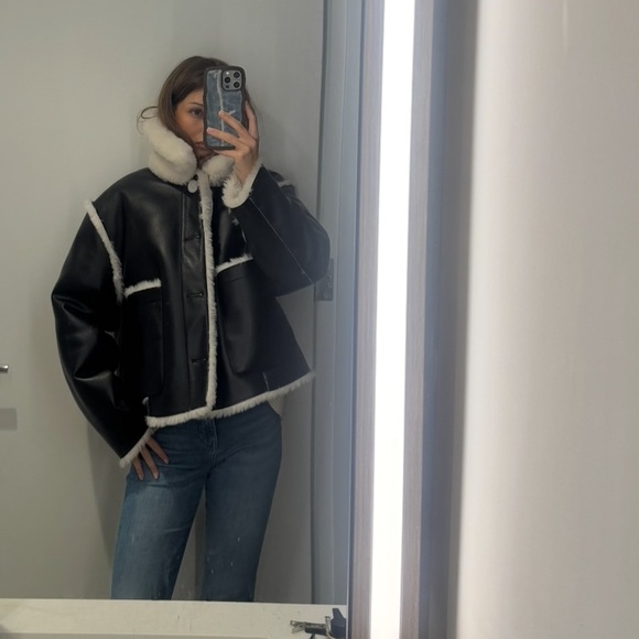 Reversible Kate Spade Faux Fur / Leather Jacket - Picture 5 of 6